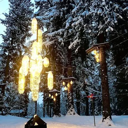 Two Bedroom By Moubra Lake With Fireplace And Great Views
